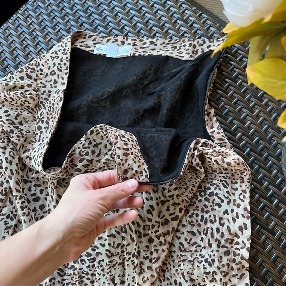 OTHERS FOLLOW | Leopard Chiffon High Low Skirt - Picture 6 of 12
